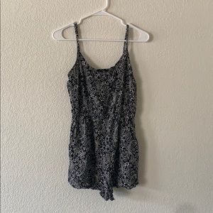 Forever 21 romper/jumper size medium